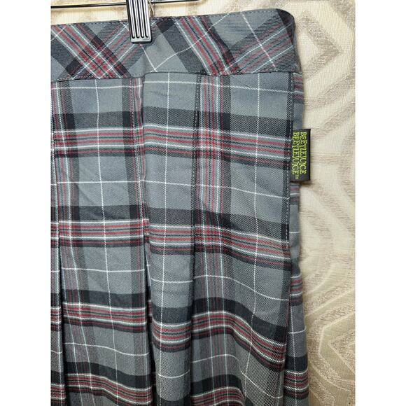 Beetlejuice Gray Plaid Skirt XXL Target Exclusive NWT Gothic Punk Mini Skater - Picture 3 of 6